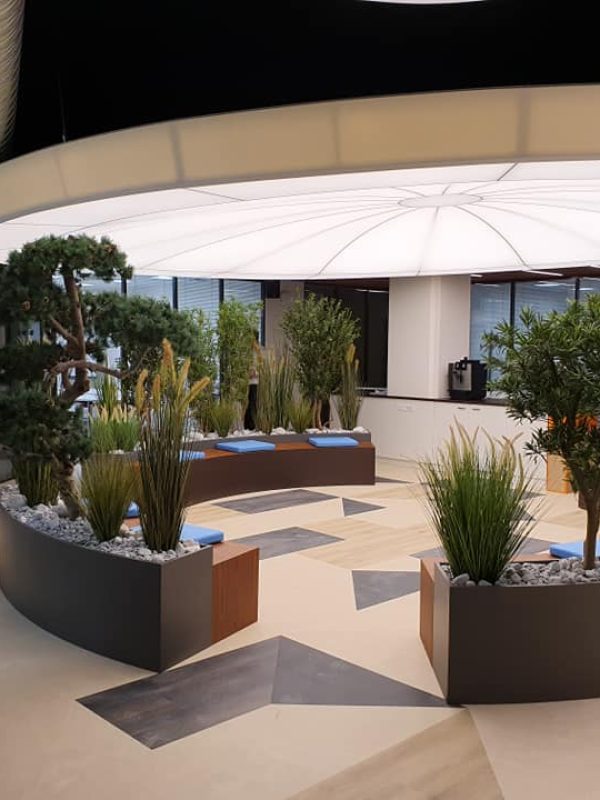 265168876_468522397947731_7725157653451932127_n